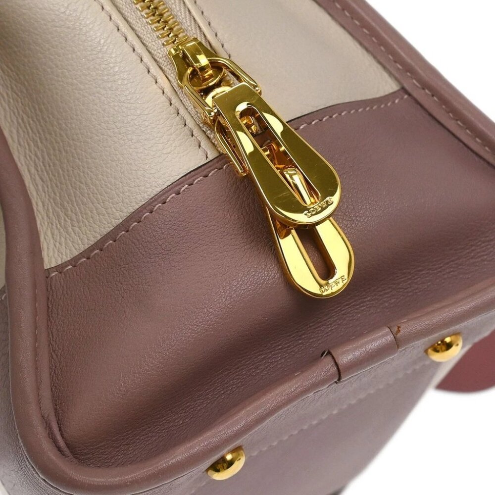 Loewe Off-white Perforated Leather Amazona 28 Handbag - Picture 7 of 10